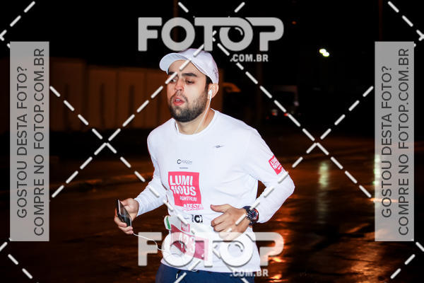 Buy your photos of the eventLuminous Run on Fotop