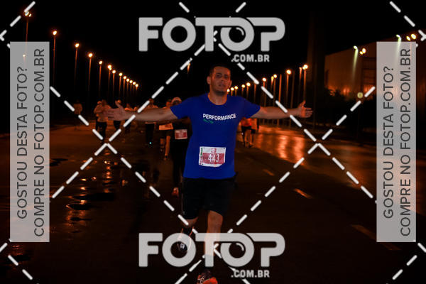 Buy your photos of the eventLuminous Run on Fotop