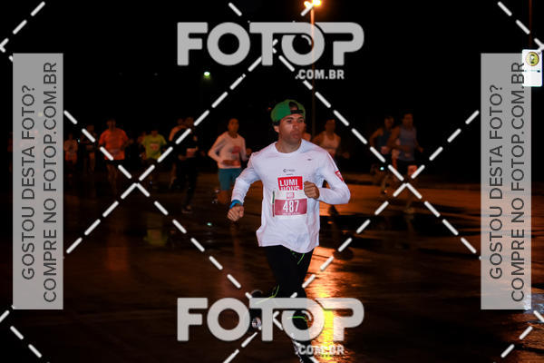 Buy your photos of the eventLuminous Run on Fotop