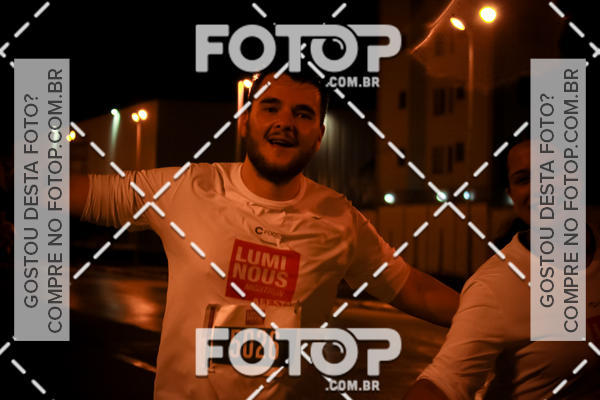 Buy your photos of the eventLuminous Run on Fotop