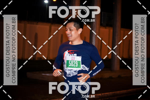 Buy your photos of the eventLuminous Run on Fotop