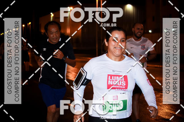Buy your photos of the eventLuminous Run on Fotop