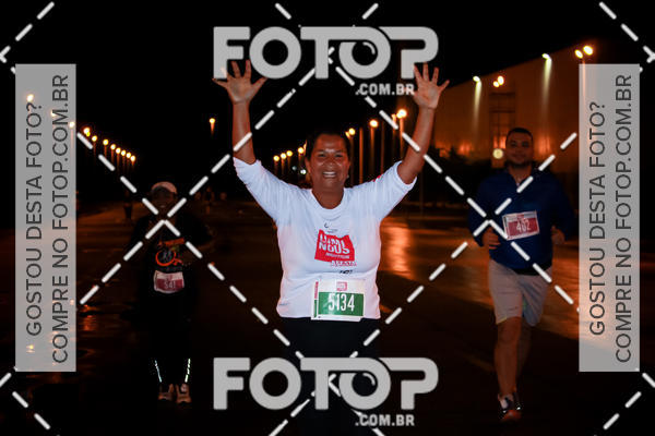 Buy your photos of the eventLuminous Run on Fotop