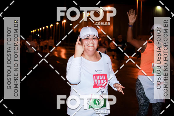 Buy your photos of the eventLuminous Run on Fotop
