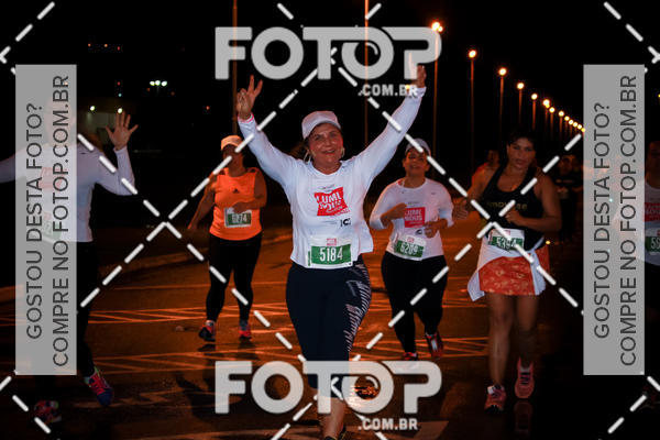 Buy your photos of the eventLuminous Run on Fotop