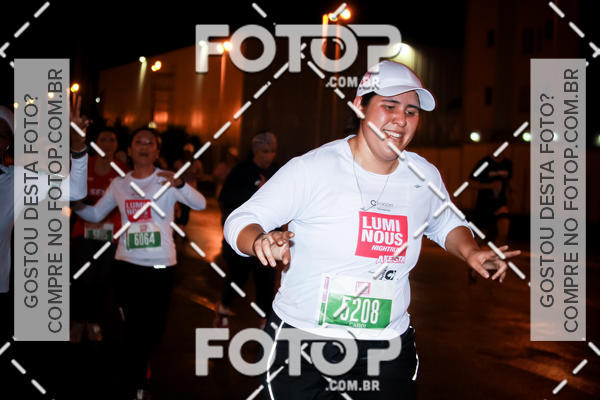 Buy your photos of the eventLuminous Run on Fotop