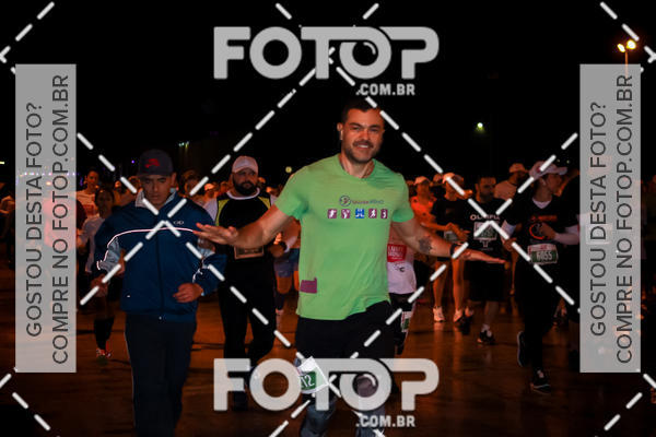 Buy your photos of the eventLuminous Run on Fotop