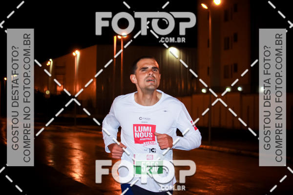 Buy your photos of the eventLuminous Run on Fotop