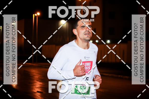 Buy your photos of the eventLuminous Run on Fotop