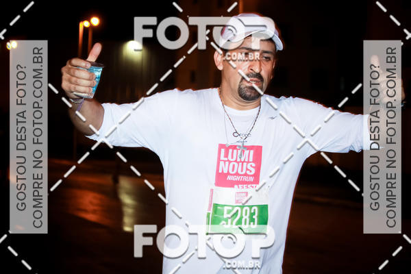 Buy your photos of the eventLuminous Run on Fotop