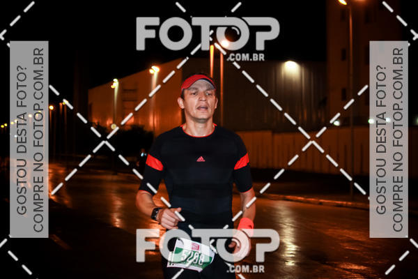 Buy your photos of the eventLuminous Run on Fotop