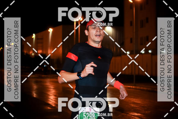Buy your photos of the eventLuminous Run on Fotop