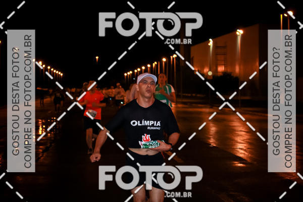 Buy your photos of the eventLuminous Run on Fotop