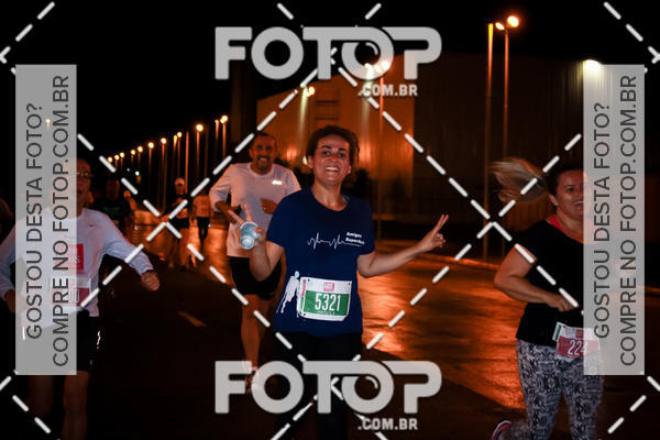 Buy your photos of the eventLuminous Run on Fotop