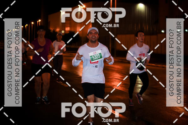 Buy your photos of the eventLuminous Run on Fotop