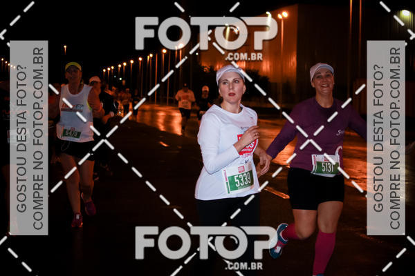 Buy your photos of the eventLuminous Run on Fotop