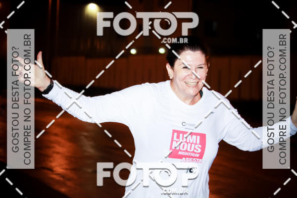 Buy your photos of the eventLuminous Run on Fotop