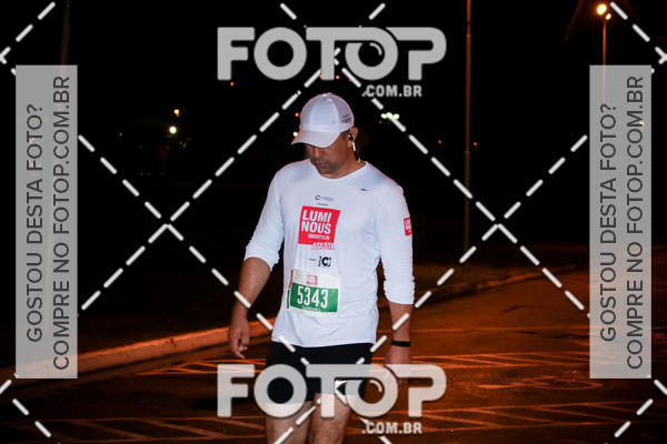 Buy your photos of the eventLuminous Run on Fotop