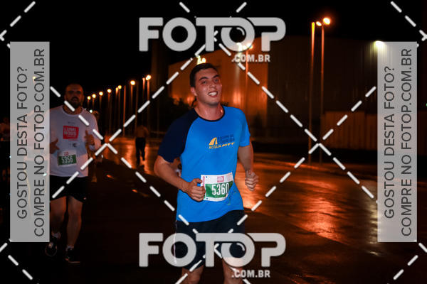 Buy your photos of the eventLuminous Run on Fotop