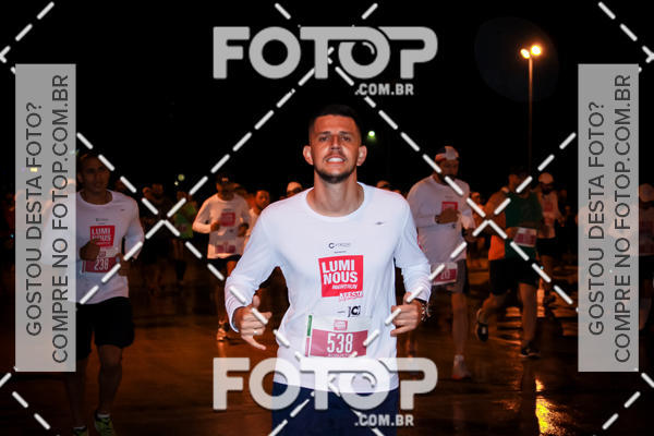 Buy your photos of the eventLuminous Run on Fotop