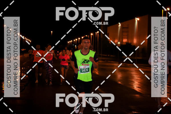 Buy your photos of the eventLuminous Run on Fotop