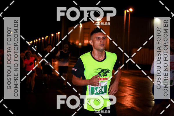 Buy your photos of the eventLuminous Run on Fotop
