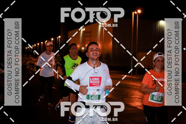 Buy your photos of the eventLuminous Run on Fotop
