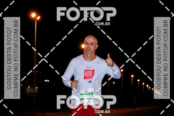 Buy your photos of the eventLuminous Run on Fotop
