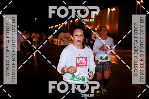 Buy your photos of the eventLuminous Run on Fotop