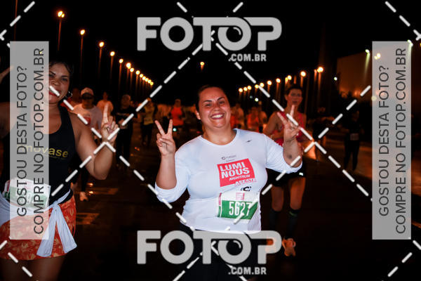 Buy your photos of the eventLuminous Run on Fotop