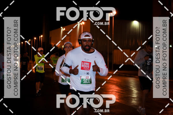 Buy your photos of the eventLuminous Run on Fotop