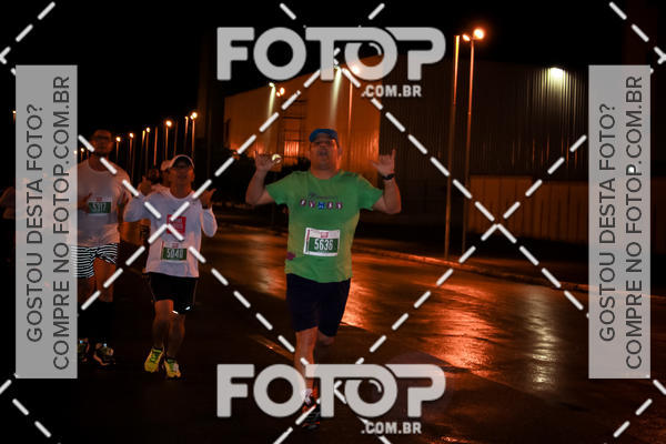 Buy your photos of the eventLuminous Run on Fotop