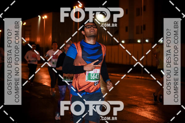 Buy your photos of the eventLuminous Run on Fotop