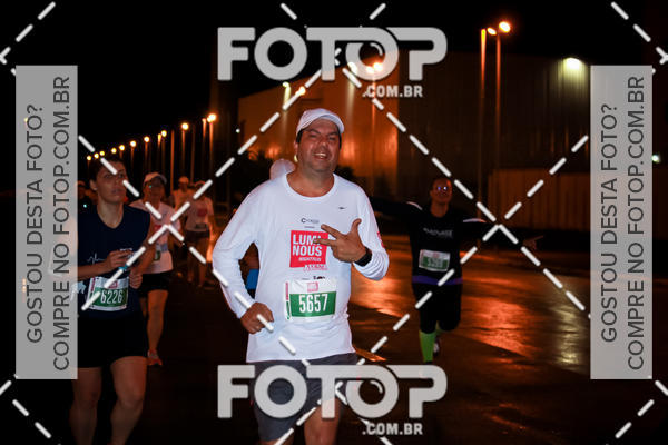 Buy your photos of the eventLuminous Run on Fotop