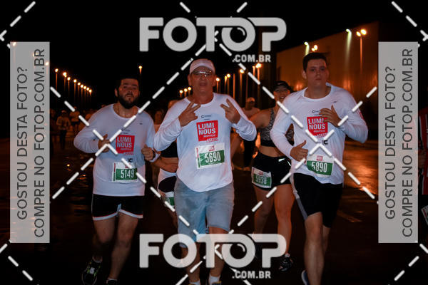 Buy your photos of the eventLuminous Run on Fotop