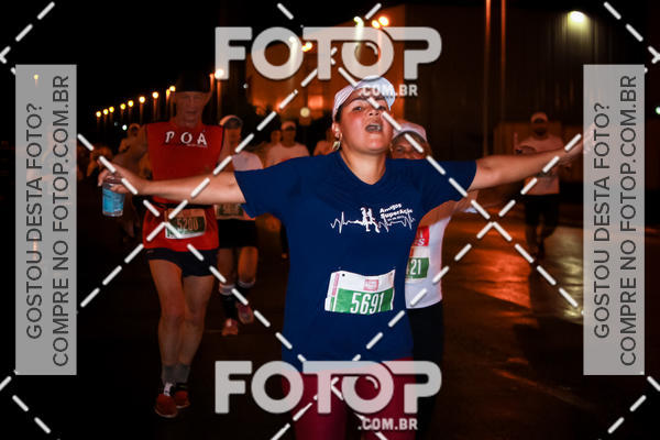 Buy your photos of the eventLuminous Run on Fotop