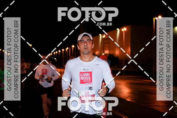 Buy your photos of the eventLuminous Run on Fotop