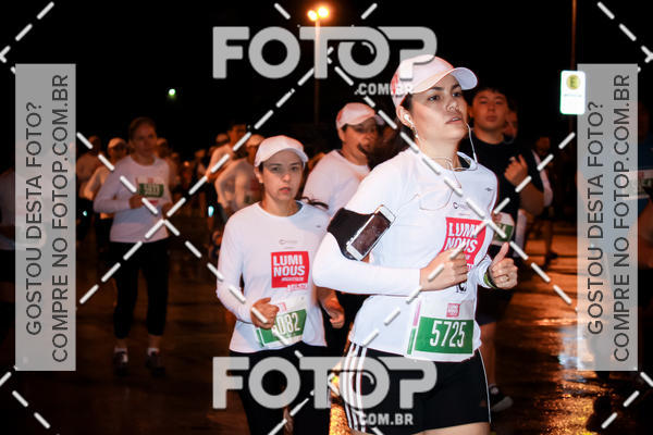 Buy your photos of the eventLuminous Run on Fotop