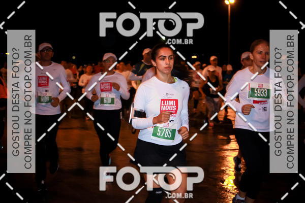 Buy your photos of the eventLuminous Run on Fotop