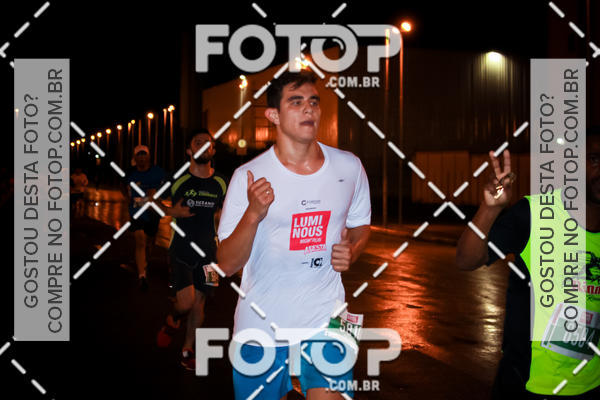 Buy your photos of the eventLuminous Run on Fotop