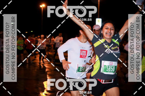 Buy your photos of the eventLuminous Run on Fotop