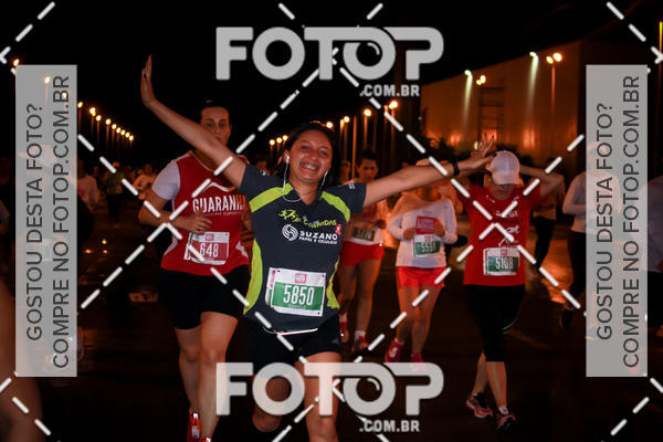 Buy your photos of the eventLuminous Run on Fotop
