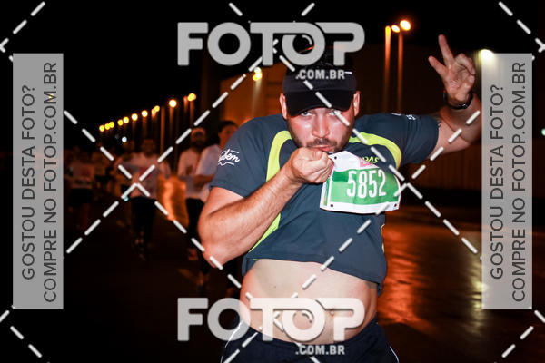 Buy your photos of the eventLuminous Run on Fotop