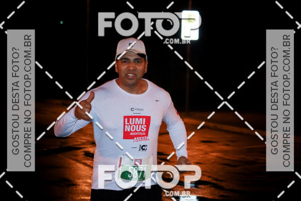 Buy your photos of the eventLuminous Run on Fotop