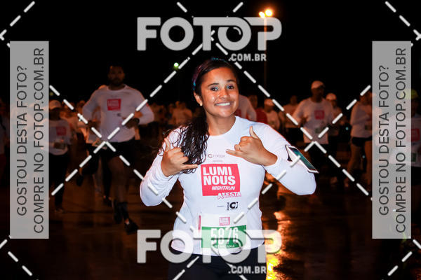 Buy your photos of the eventLuminous Run on Fotop