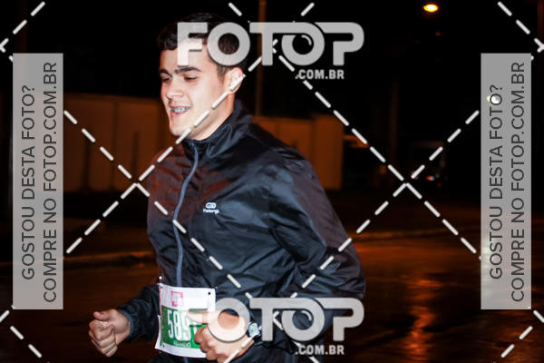 Buy your photos of the eventLuminous Run on Fotop