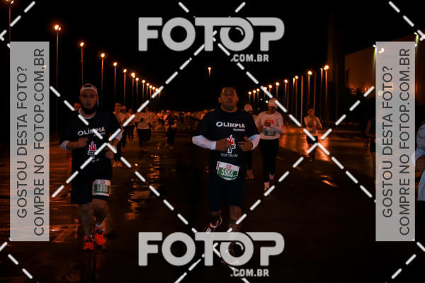Buy your photos of the eventLuminous Run on Fotop