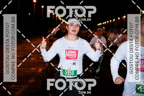 Buy your photos of the eventLuminous Run on Fotop