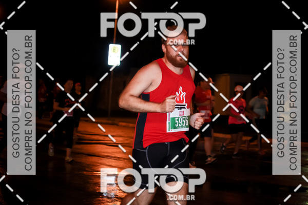 Buy your photos of the eventLuminous Run on Fotop