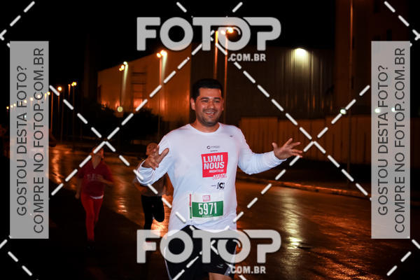 Buy your photos of the eventLuminous Run on Fotop